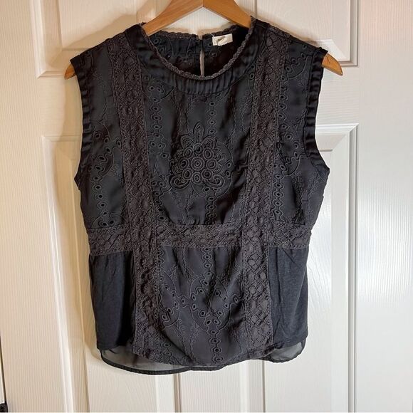 Anthropologie TINY Size S Intricate Lace Lined Top. Gorgeous.Excellent Condition - Picture 1 of 7